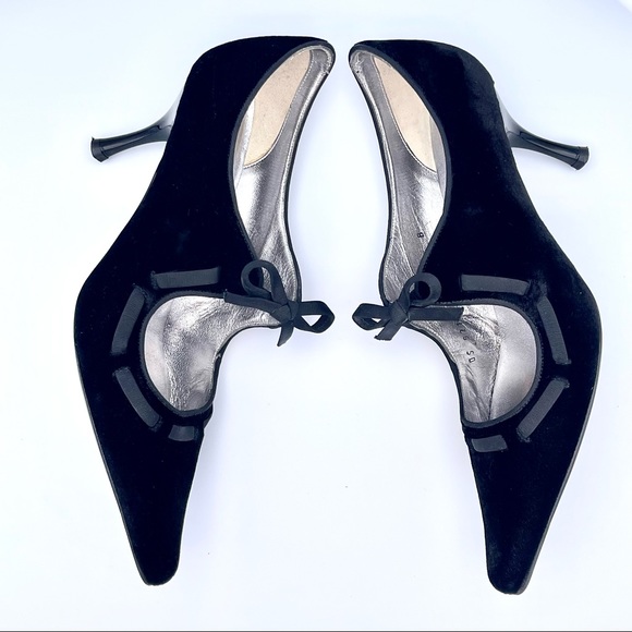 SALVATORE FERRAGAMO 🖤 Black Velvet Bardwill Bow Mary Jane Pumps | US 7 - Picture 3 of 15
